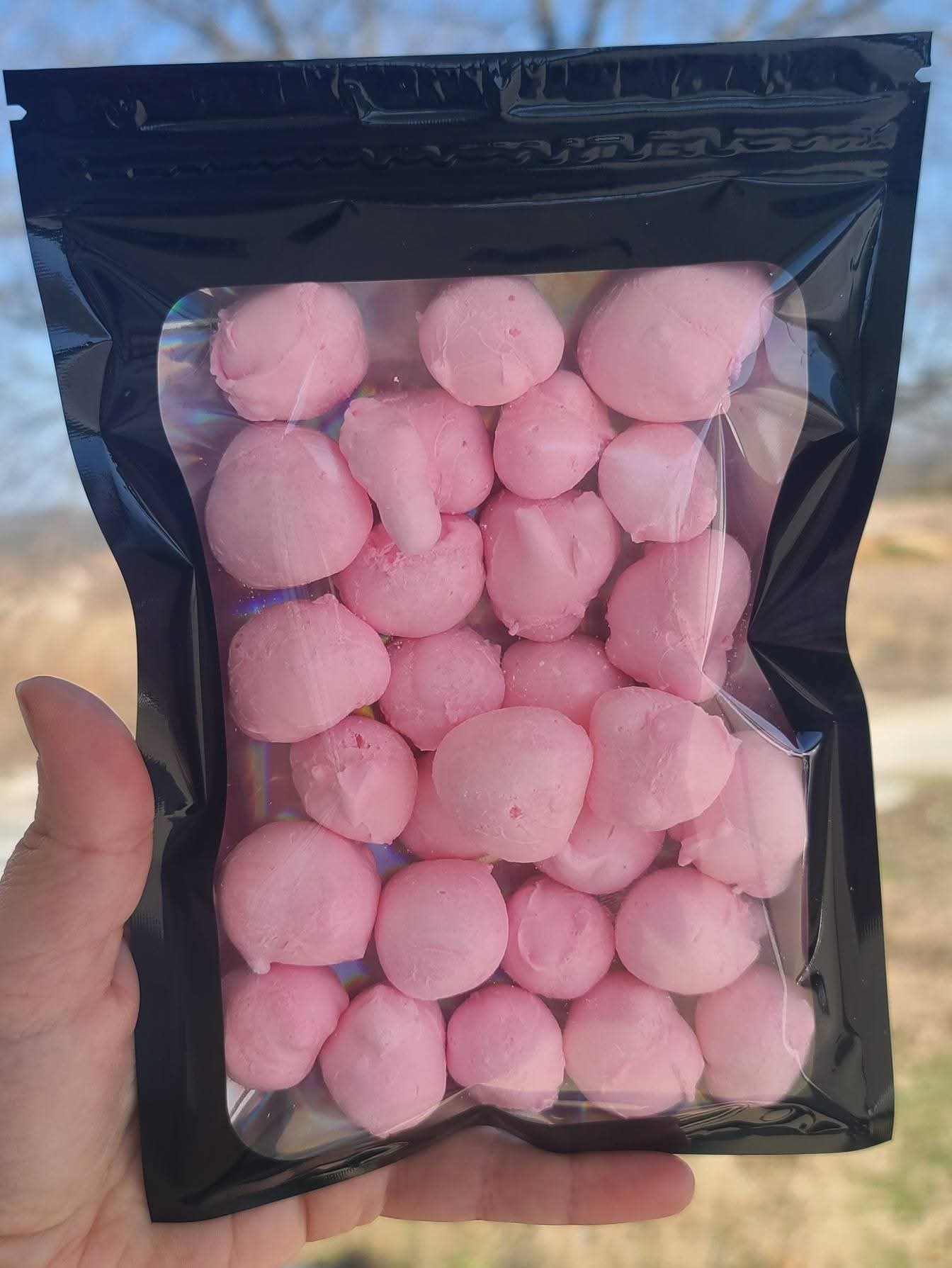 Freeze-Dried Saltwater Taffy – Light, Airy, & Packed with Flavor! 4 oz